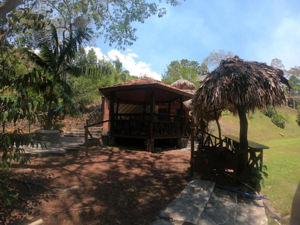 Hotel Poza Blanca Lodge San Mateo 외부 사진